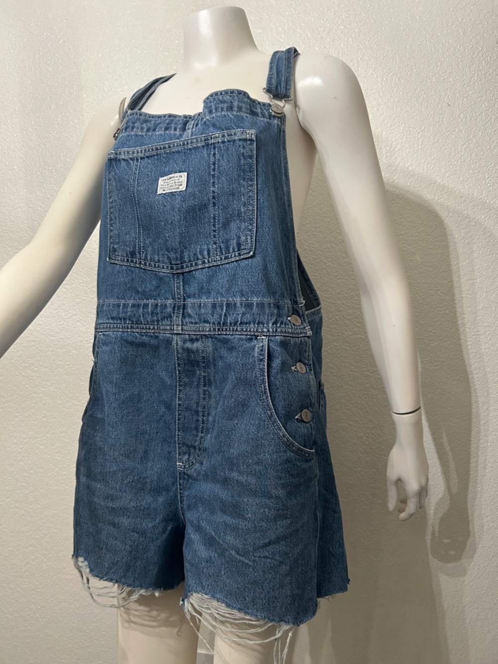 Levi’s Vintage Modern Striped Shortall Overalls - Picture 2 of 4